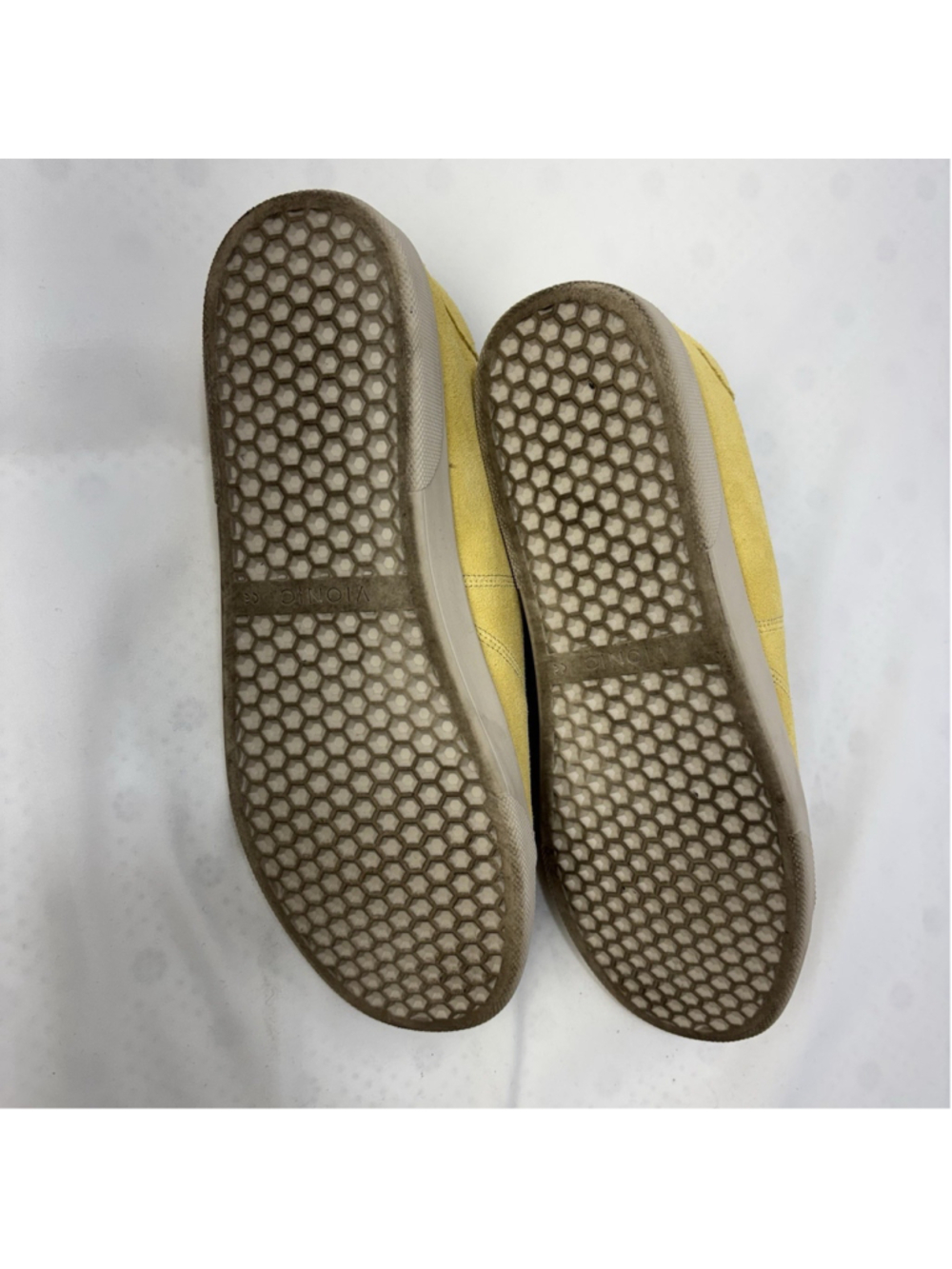 Vionic Women's Yellow Suede Sneakers Sz 8 Orthotic Arch Support Casual Shoes - Picture 8 of 9